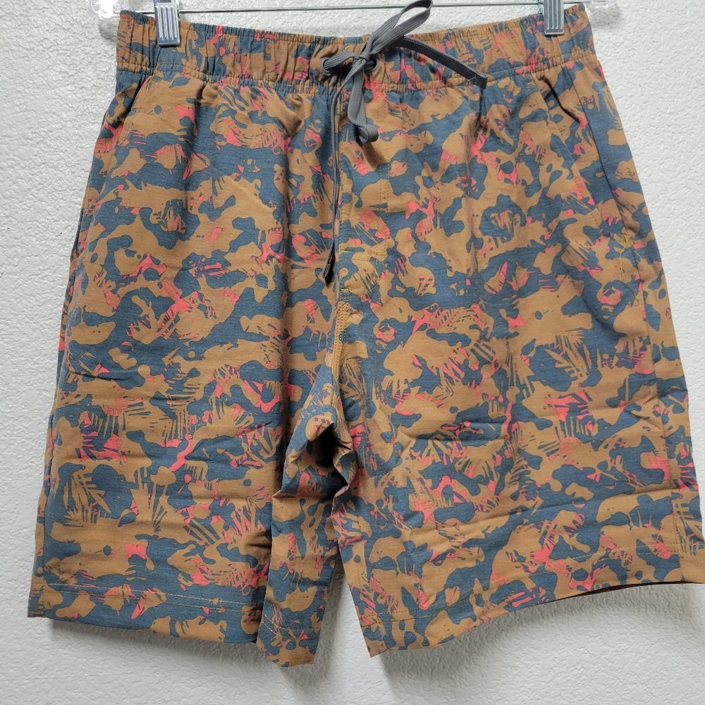 PrAna Mens Metric E-waist Fresca Camo Shorts Medium NWT